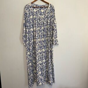 Only Necessities Flannel Long Nightgown 1X Womens 22/24 Blue Floral Cottagecore